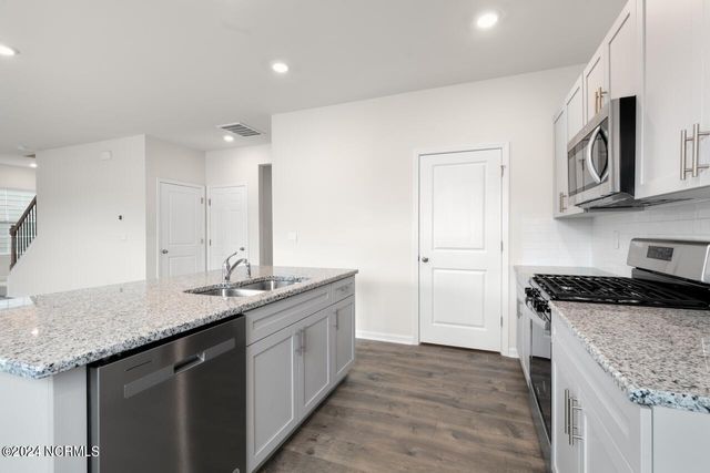 2019 Minnette Circle, New Bern, NC 28562