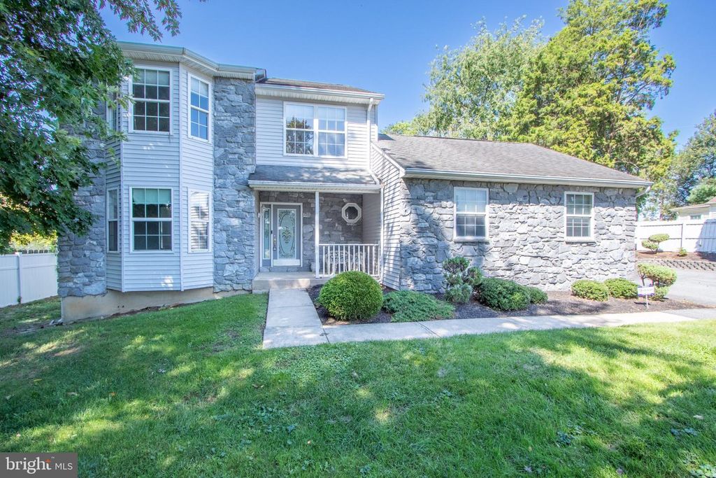346 BEAR CHRISTIANA RD, BEAR, DE 19701 — exterior