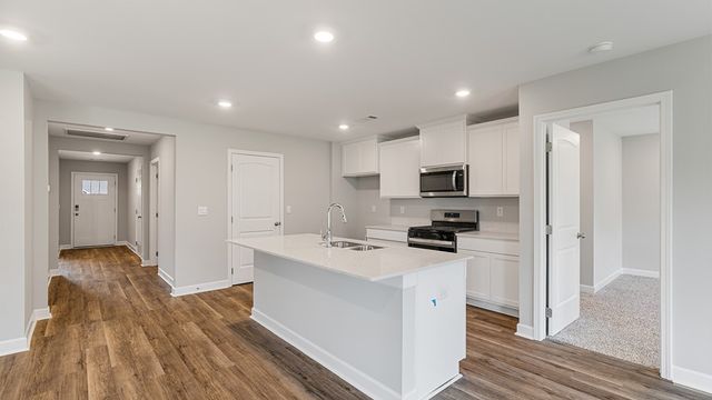121 Aubrey Avenue, Headland, AL 36345