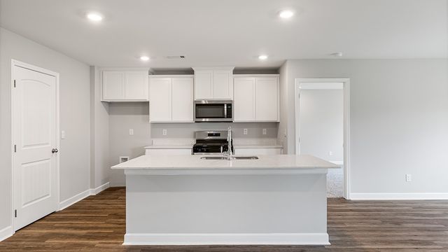 121 Aubrey Avenue, Headland, AL 36345
