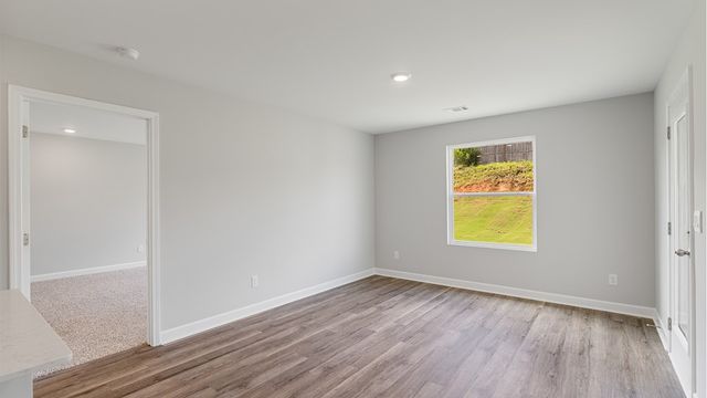 121 Aubrey Avenue, Headland, AL 36345