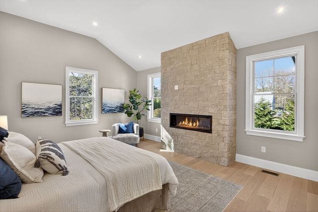 83 Old Mail Rd, Chatham, MA 02650