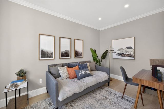 83 Old Mail Rd, Chatham, MA 02650