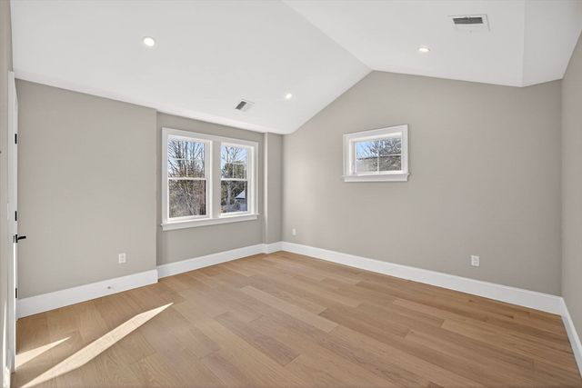 83 Old Mail Rd, Chatham, MA 02650