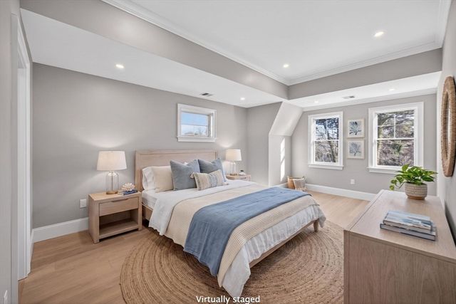 83 Old Mail Rd, Chatham, MA 02650