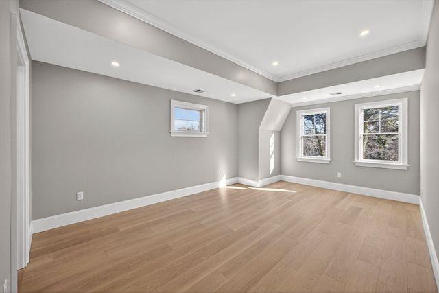 83 Old Mail Rd, Chatham, MA 02650