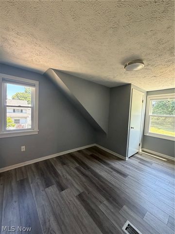8428 Nowlen Street, Mentor, OH 44060