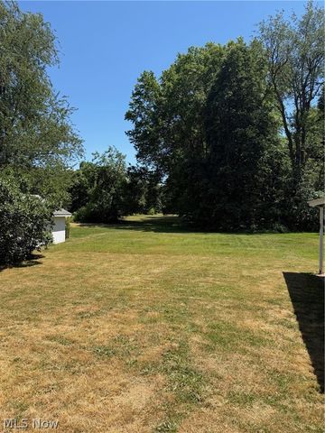 8428 Nowlen Street, Mentor, OH 44060