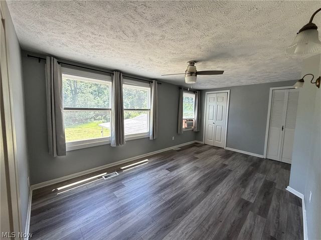 8428 Nowlen Street, Mentor, OH 44060