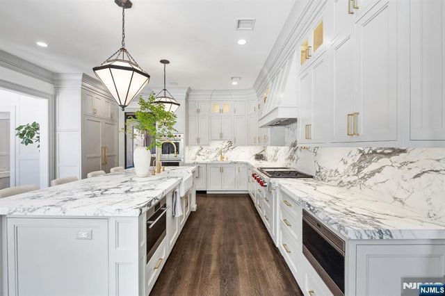 409 Whitewood Road, Englewood, NJ 07631