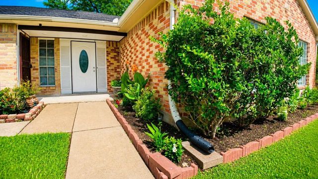 9507 Wellsworth Drive, Houston, TX 77083