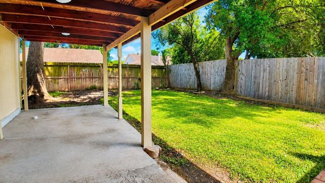 9507 Wellsworth Drive, Houston, TX 77083