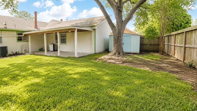 9507 Wellsworth Drive, Houston, TX 77083