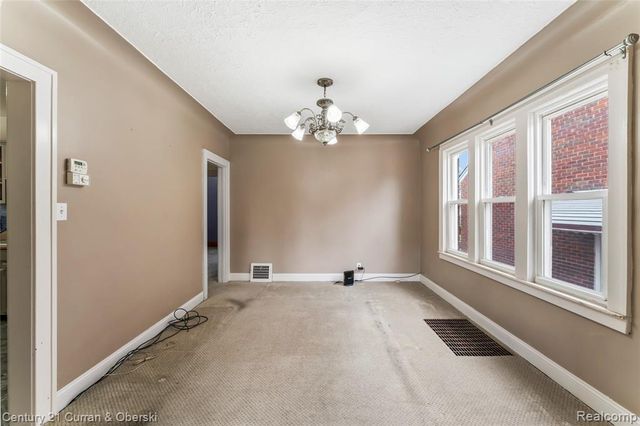 6625 Reuter Street, Dearborn, MI 48126