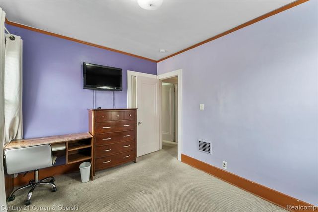 6625 Reuter Street, Dearborn, MI 48126