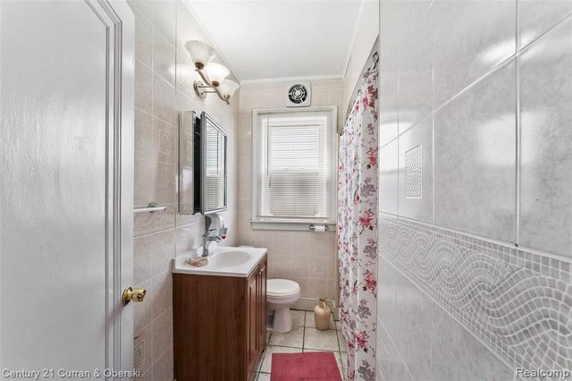 6625 Reuter Street, Dearborn, MI 48126