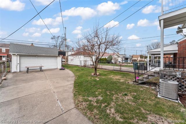 6625 Reuter Street, Dearborn, MI 48126