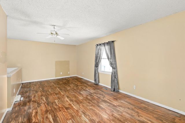 1113 Gordon Avenue, Norwalk, IA 50211