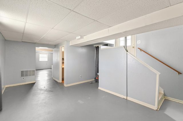 1113 Gordon Avenue, Norwalk, IA 50211