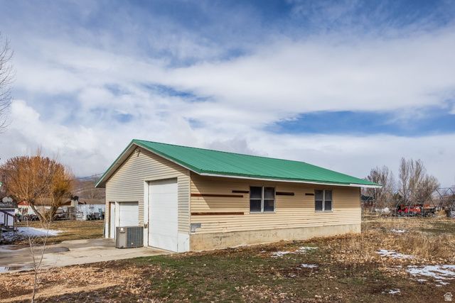 2898 W 3471 S, Charleston, UT 84032