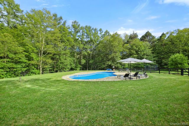 48 Decker Road, Stanfordville, NY 12581