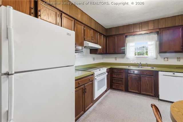 5226 Linda Vista Drive, Charleston, WV 25313