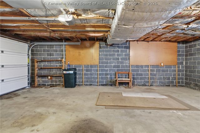 5226 Linda Vista Drive, Charleston, WV 25313