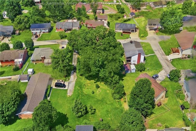 5226 Linda Vista Drive, Charleston, WV 25313