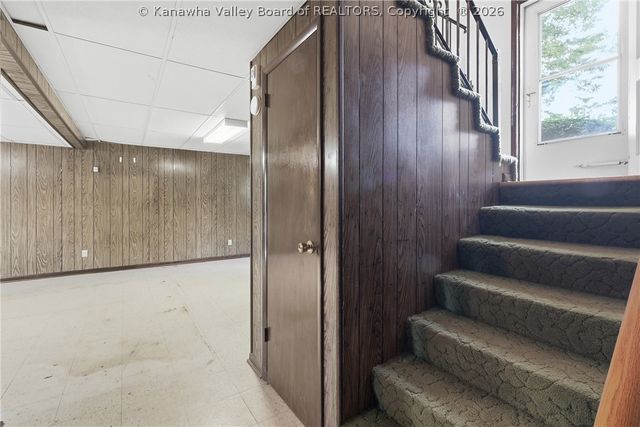 5226 Linda Vista Drive, Charleston, WV 25313