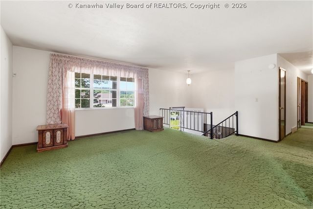 5226 Linda Vista Drive, Charleston, WV 25313
