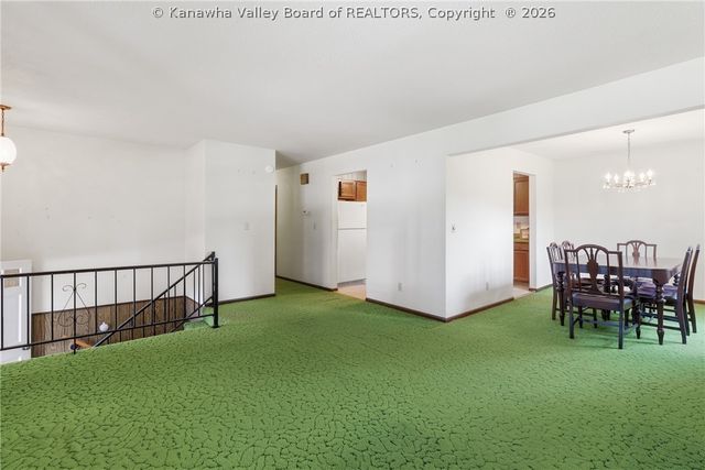 5226 Linda Vista Drive, Charleston, WV 25313