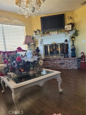 8934 Japatul Road, Apple Valley, CA 92308