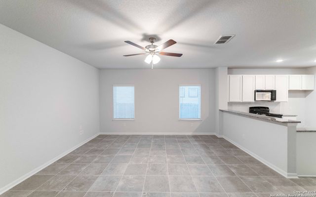 305 JEAN ST, Seguin, TX 78155