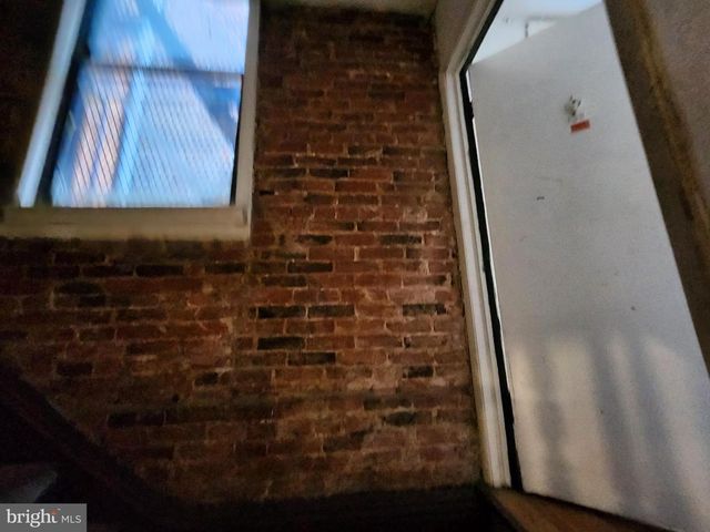 328 N PACA ST, Baltimore, MD 21201