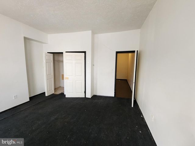 328 N PACA ST, Baltimore, MD 21201