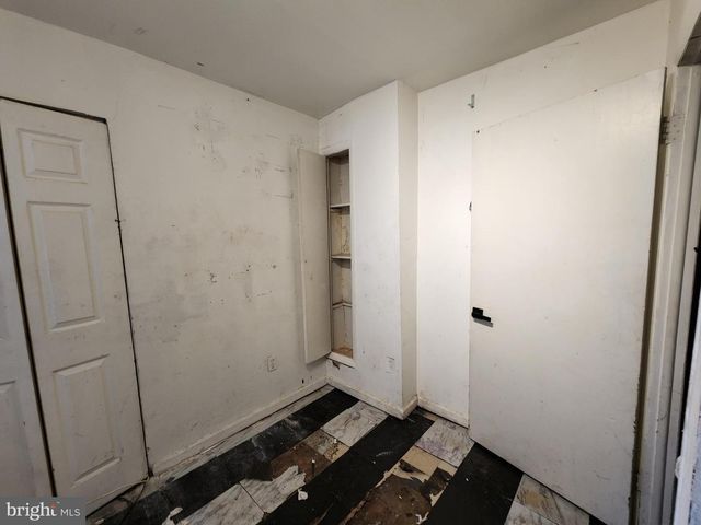 328 N PACA ST, Baltimore, MD 21201