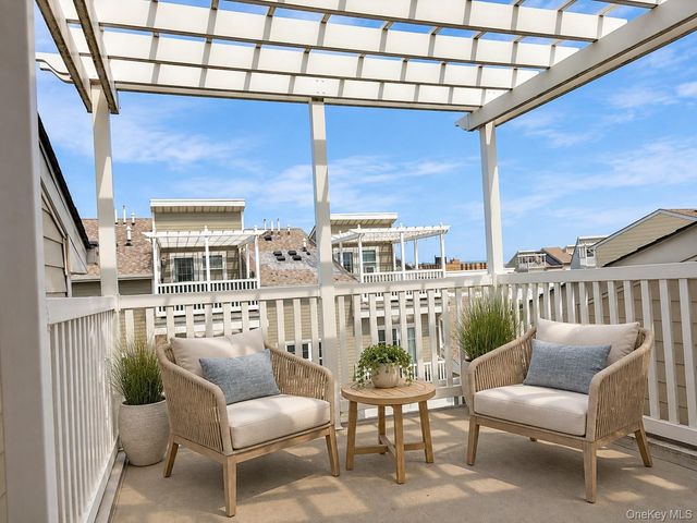 6616 Seaspray Avenue, Arverne, NY 11692
