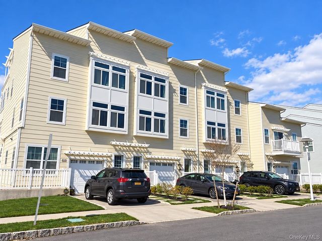 6616 Seaspray Avenue, Arverne, NY 11692