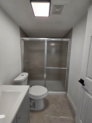 1850 N Congress Avenue 305, West Palm Beach, FL 33401