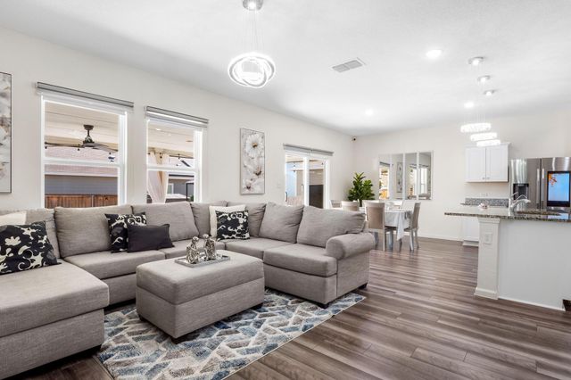 101 Magnum Force DR, Jarrell, TX 76537