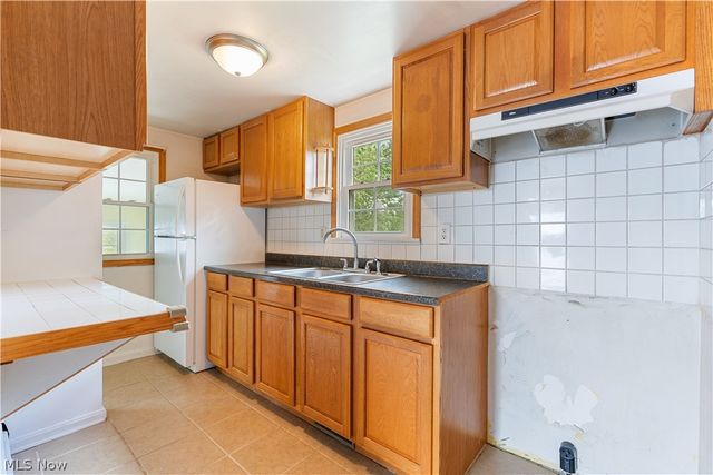 11727 Easton Street NE, Alliance, OH 44601