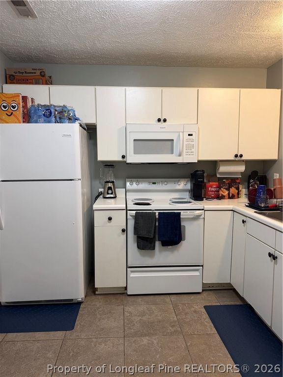 302 Bubble Creek Court 4, Fayetteville, NC 28311 — photo 5