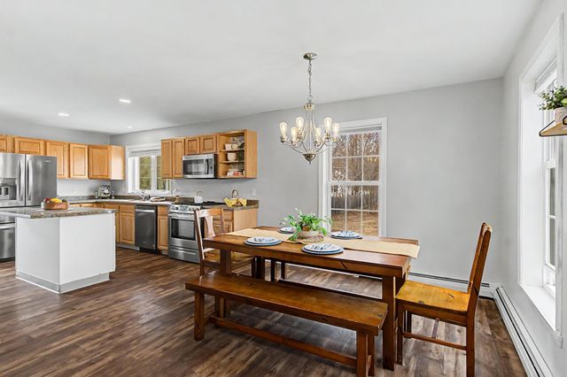 16 Shannon Way, Milton, VT 05468