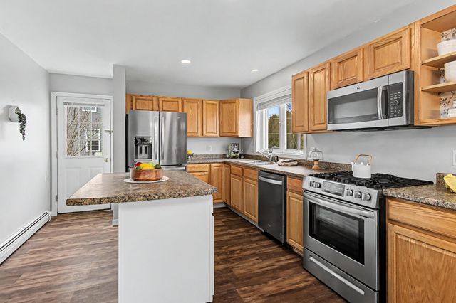 16 Shannon Way, Milton, VT 05468