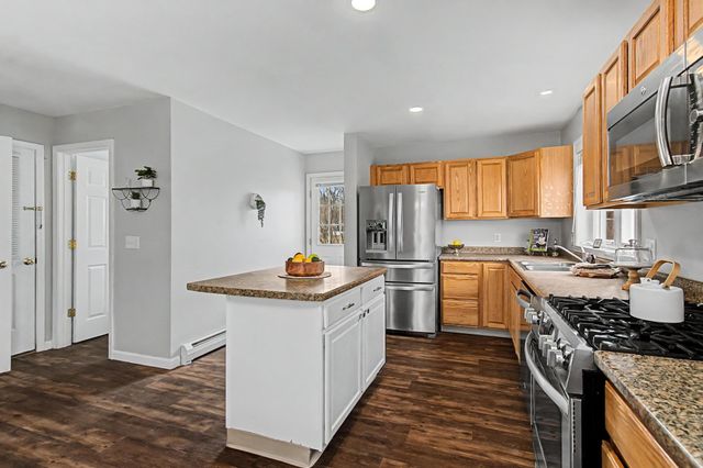 16 Shannon Way, Milton, VT 05468