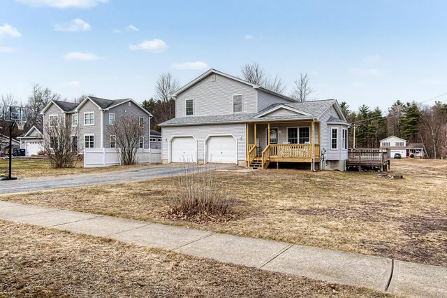 16 Shannon Way, Milton, VT 05468