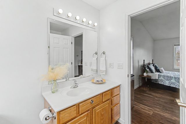 16 Shannon Way, Milton, VT 05468