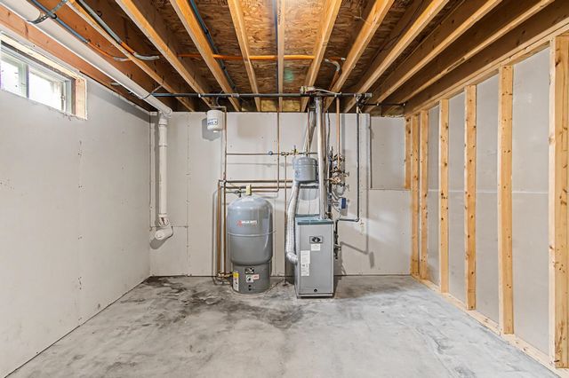 16 Shannon Way, Milton, VT 05468