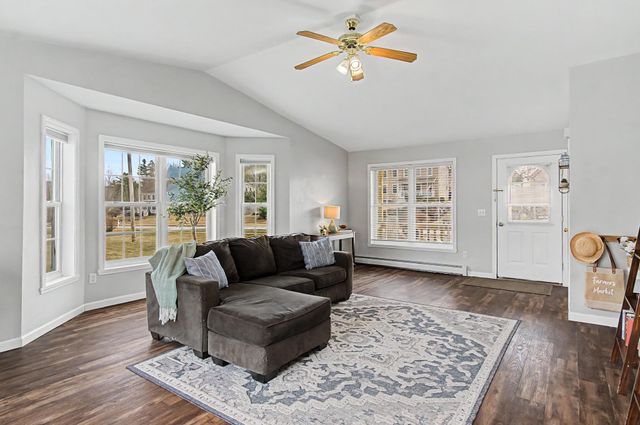 16 Shannon Way, Milton, VT 05468