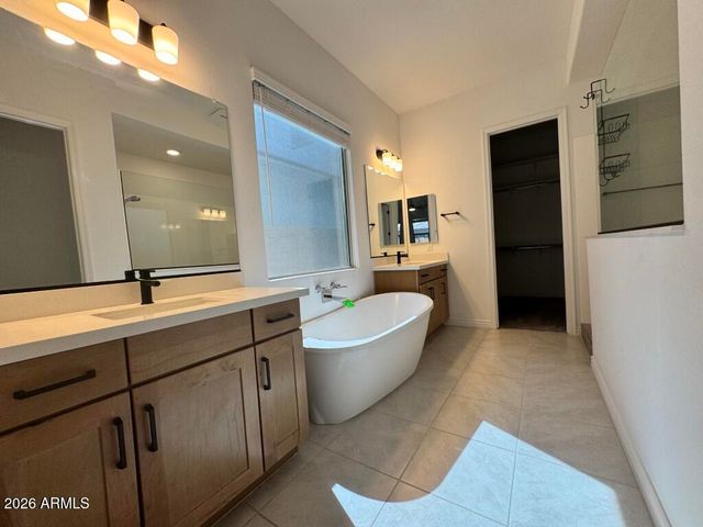 20948 E THORNTON Road, Queen Creek, AZ 85142